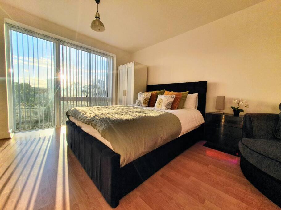 ברמינגהאם Contemporary Modern Studio Apartment - City Centre מראה חיצוני תמונה