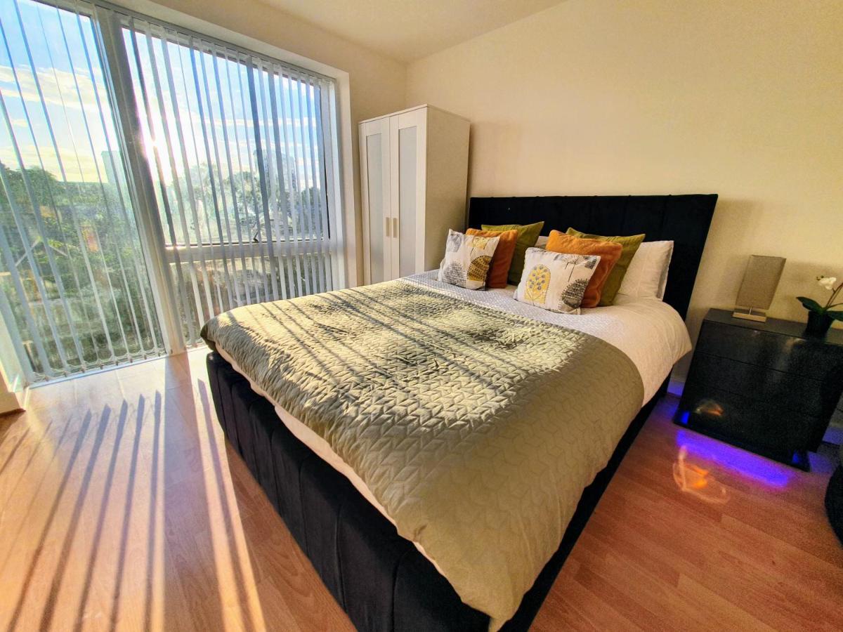 ברמינגהאם Contemporary Modern Studio Apartment - City Centre מראה חיצוני תמונה